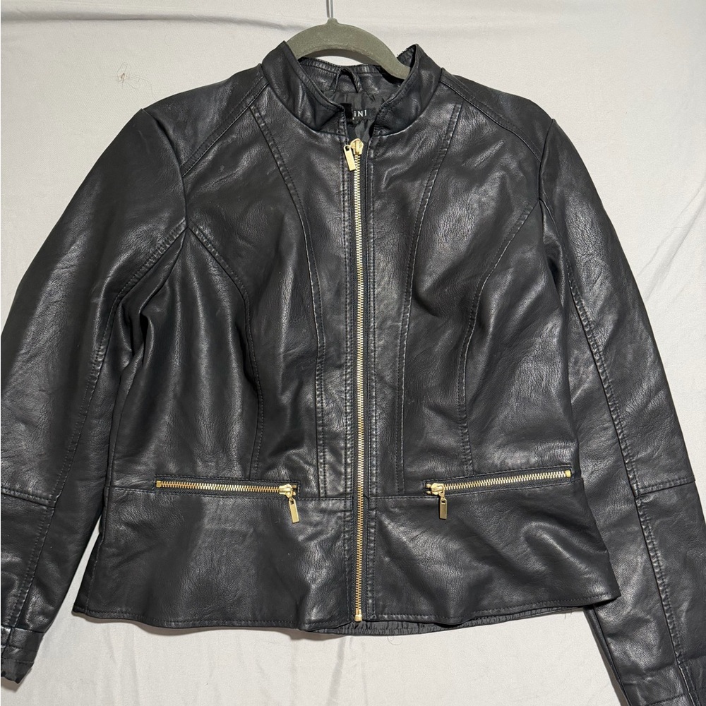baccini black faux leather jacket w/ gold accents, women's petite large #1525